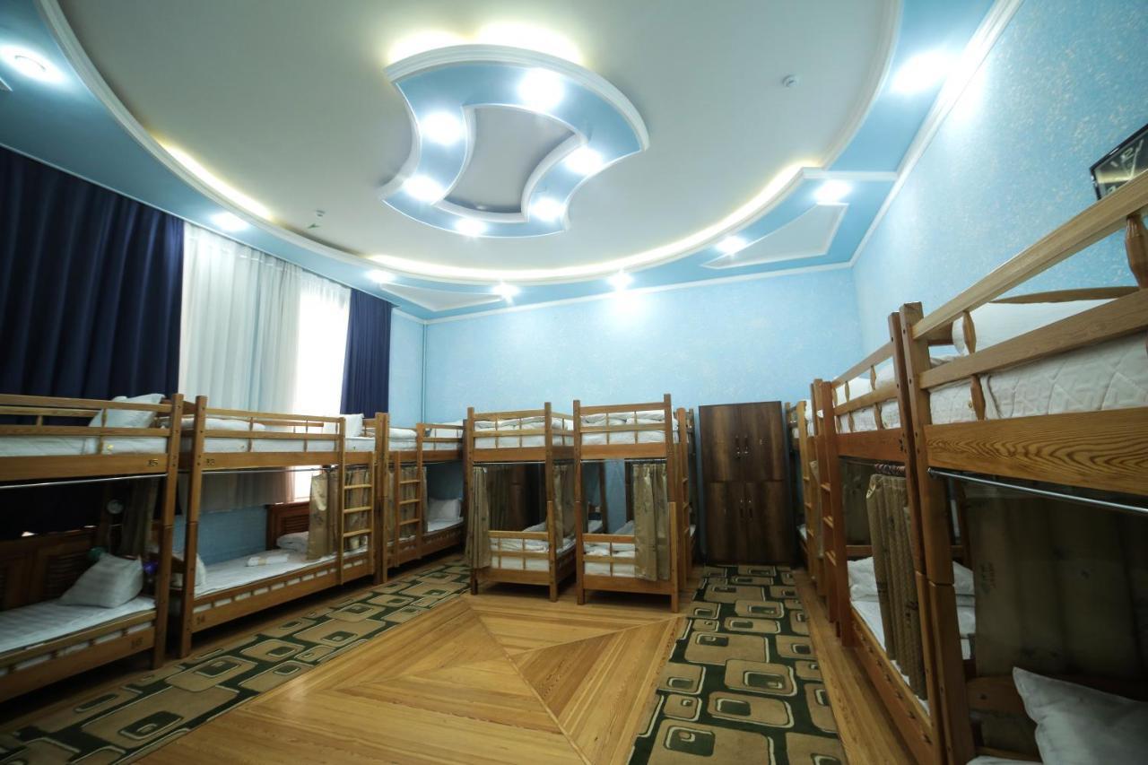 Rakat Hostel Tasjkent Exteriör bild