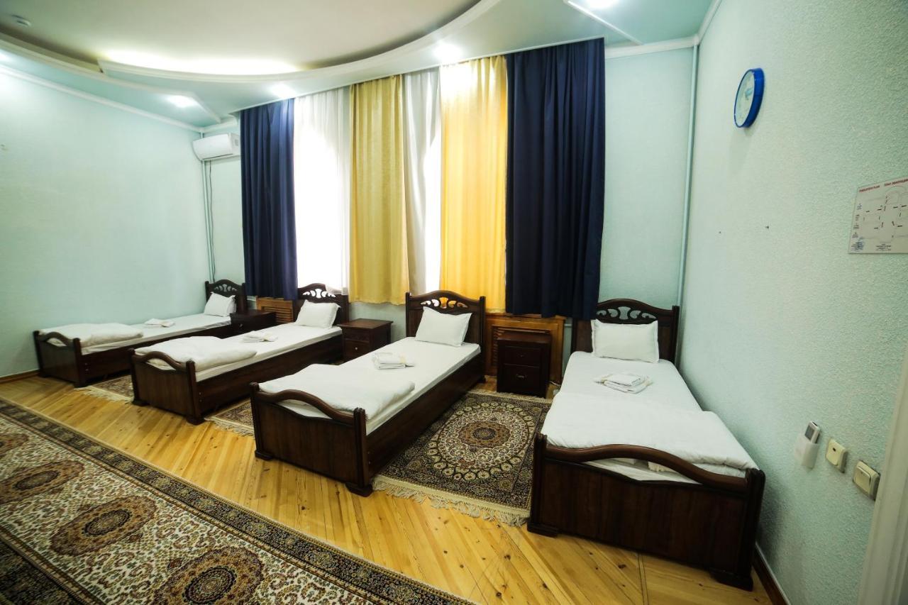 Rakat Hostel Tasjkent Exteriör bild